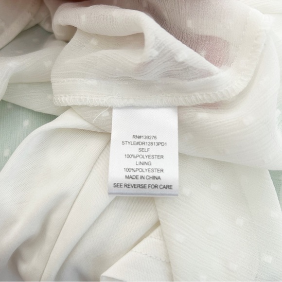 Nordstrom DR2 Women’s White Swiss Dot Blouse Top Size M - Picture 9 of 9